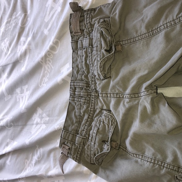 Aeropostale Capris/Bermuda’s - Picture 3 of 8